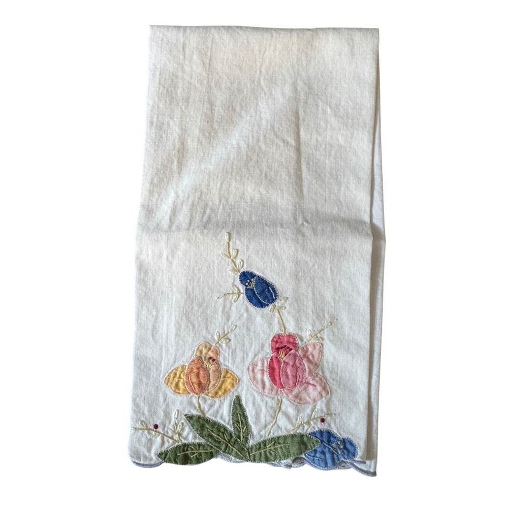 Vtg Hand Embroidered Floral Tea Towel Guest Applique Scalloped‎ White Cotton